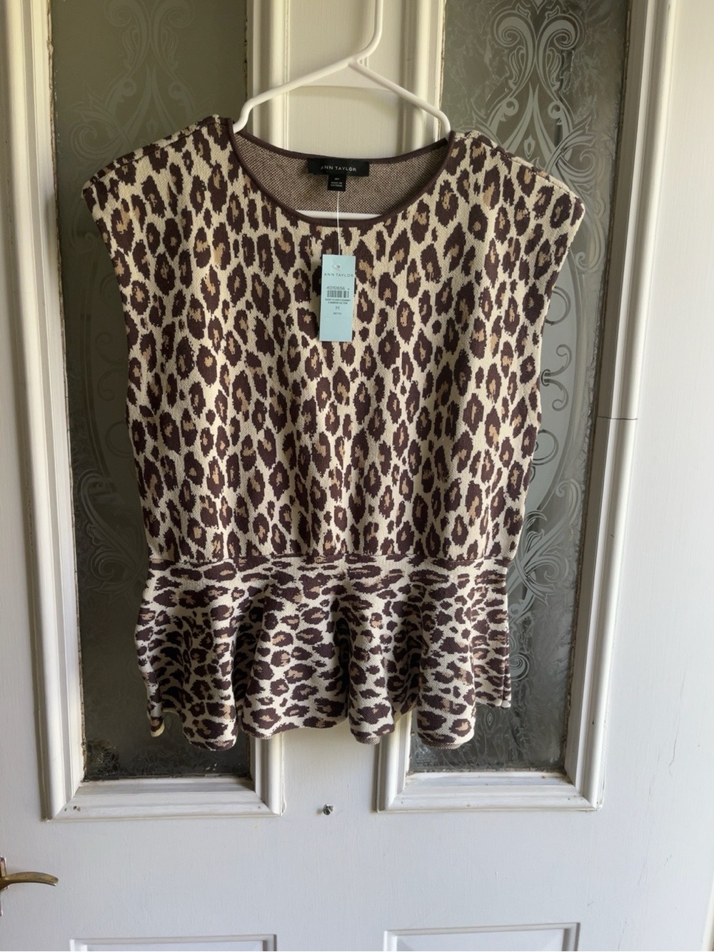Ann Taylor NWT Leopard Print Peplum Knit Top | Medium Petite | Animal Print